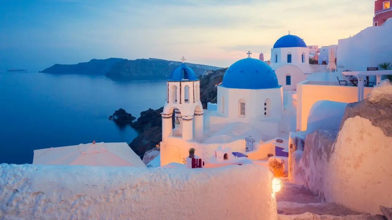 santorinigreece.webp